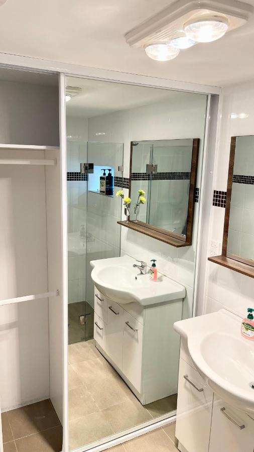 Homestay Private Bath Ensuite Eastwood/mq Uni Park Sydney