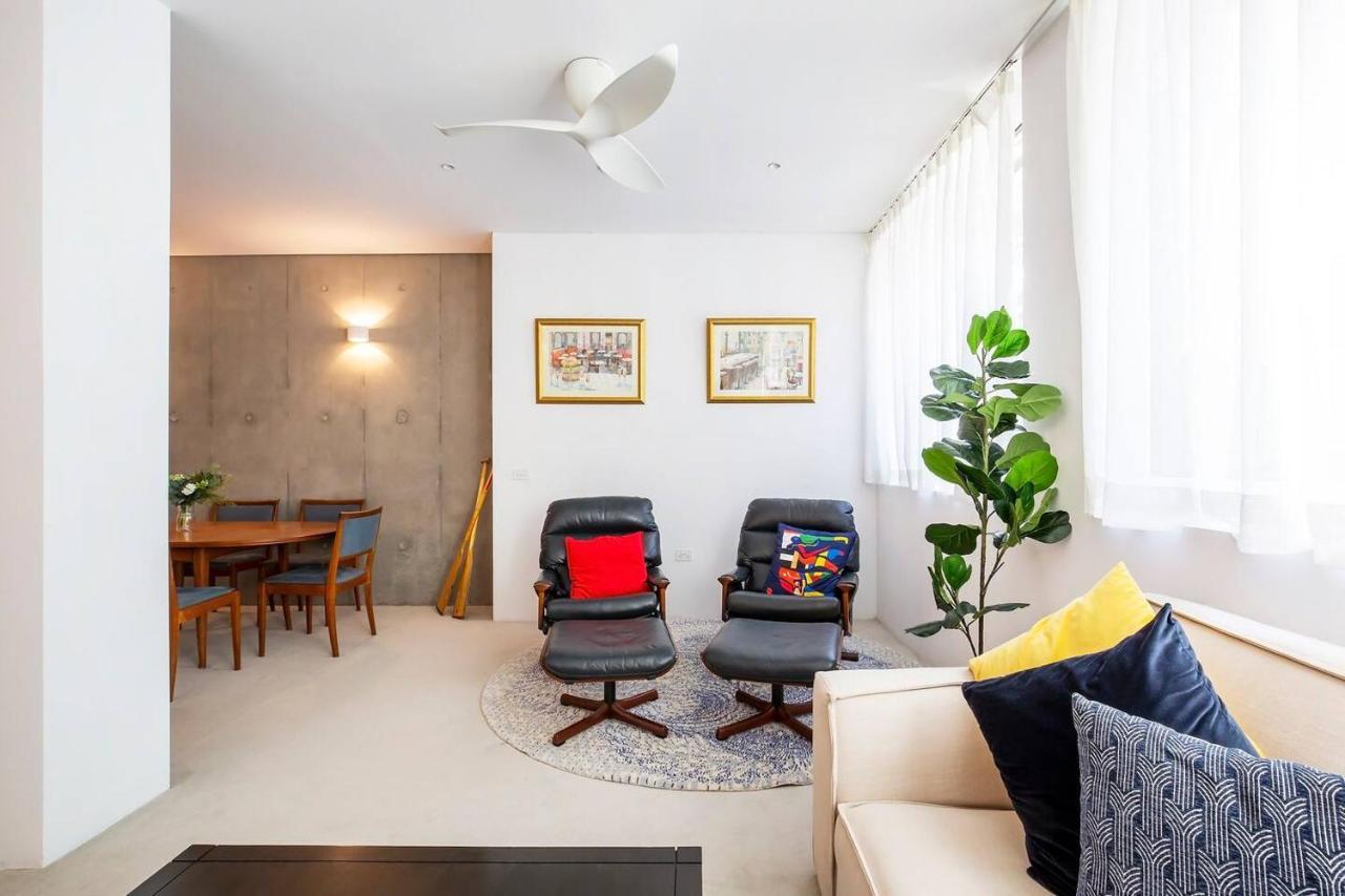 Apartment New York Warehouse Style In A Modern Passive House Sydney