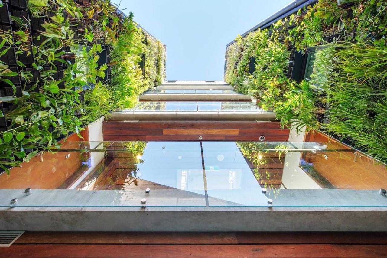 'the Fern' Split-level Oasis With Lush Courtyard * Sydney