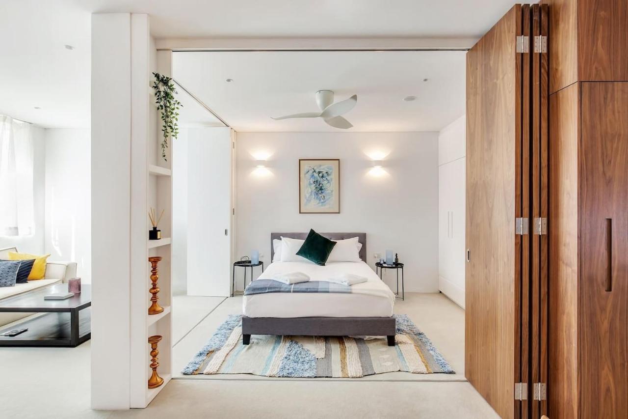 New York Warehouse Style In A Modern Passive House Apartment *