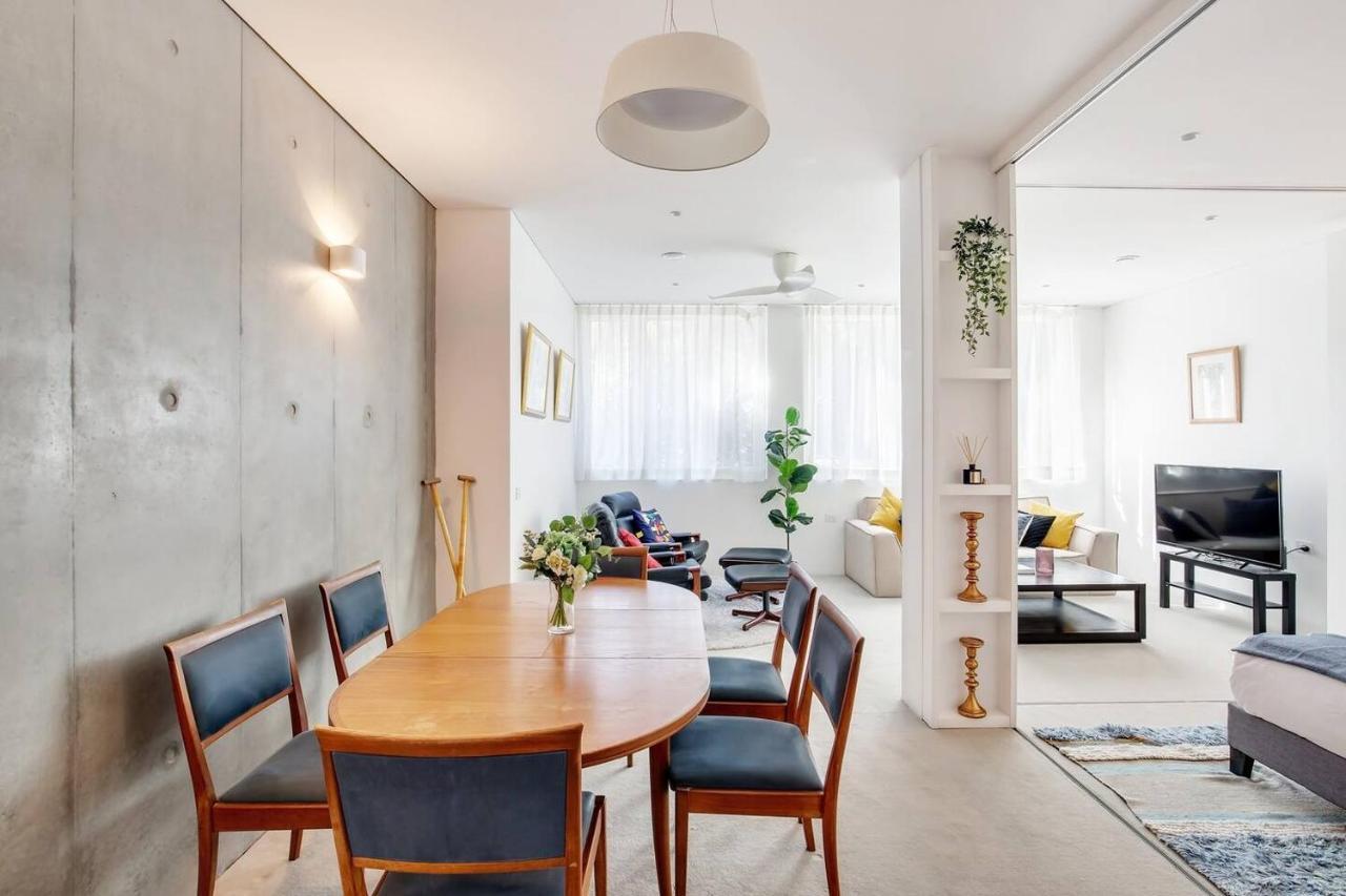 New York Warehouse Style In A Modern Passive House Sydney