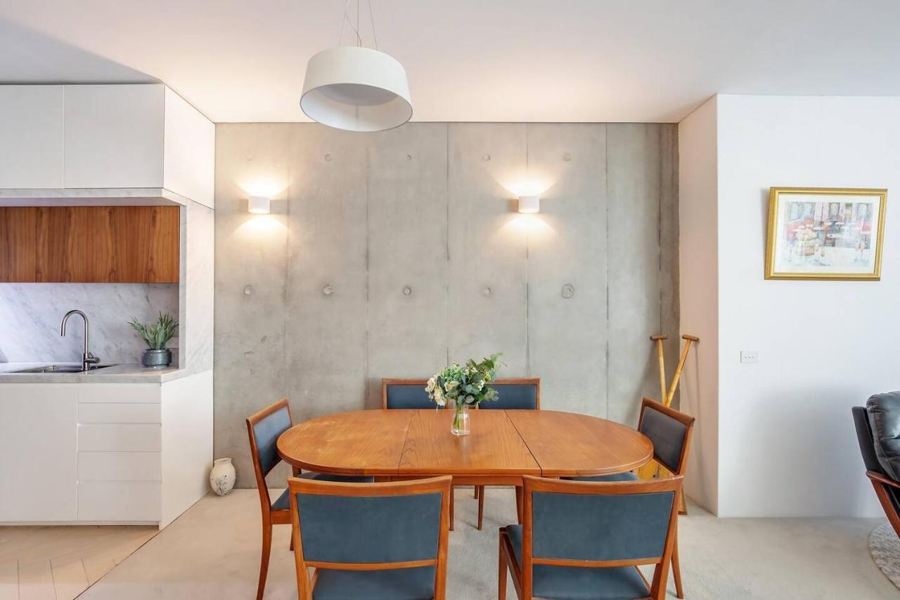 New York Warehouse Style In A Modern Passive House