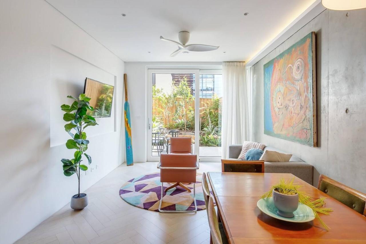 'the Fern' Split-level Eco Luxury With Lush Courtyard Apartment
