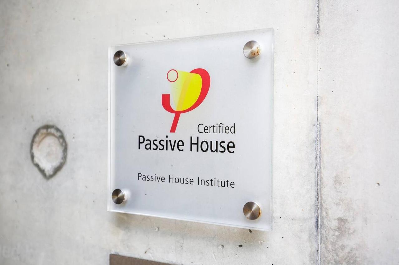 New York Warehouse Style In A Modern Passive House Sydney