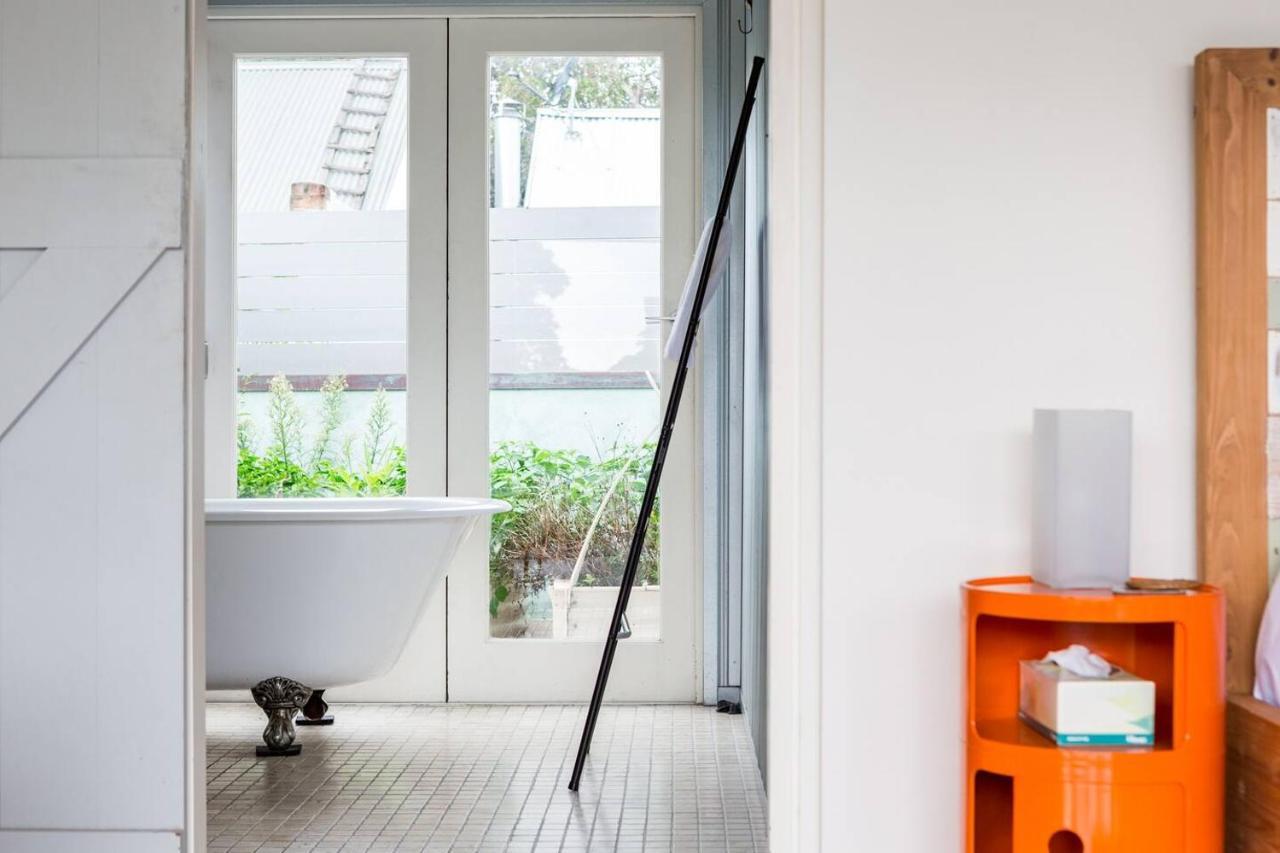 Urban Flair - Surry Hills Terrace Serenity Sydney