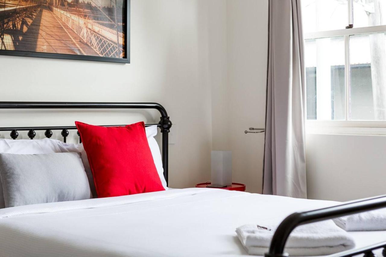 Urban Flair - Surry Hills Terrace Serenity Holiday home Sydney