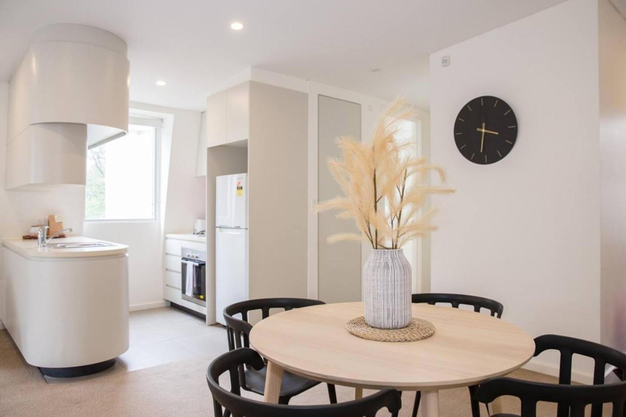 'the Scandi' Two Adjacent Sun-drenched * Sydney