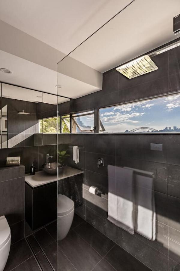 Views From Potts Point With Rooftop Pool Apartment