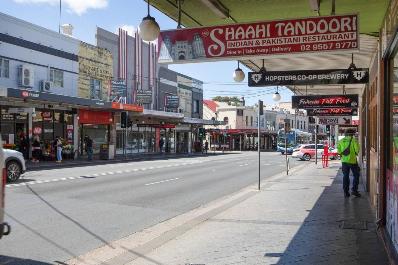 Eclectic Artist Escape In The Heart Of Enmore Sydney