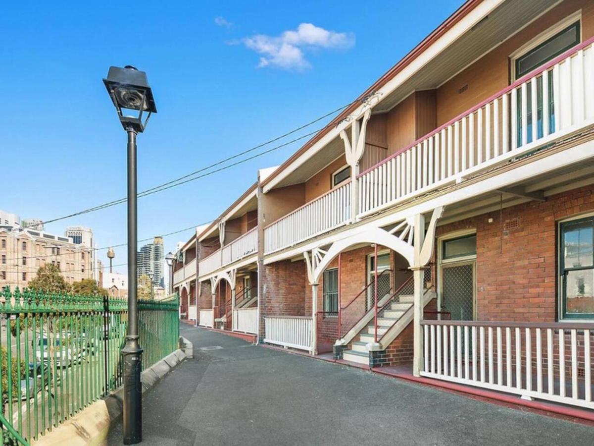 Apartment Idyllic Heritage Footsteps To The Harbour