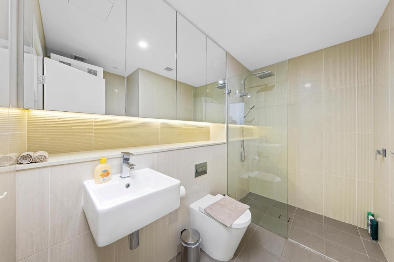 Lovely 1b Apt Near Cbd Apartment Sydney