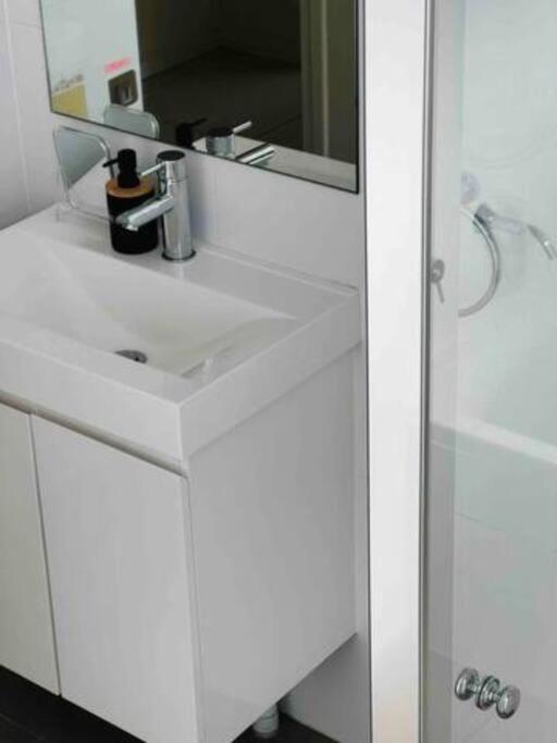 2bedrooms 2bathrooms Oasis In Parramatta W Parking Apartment