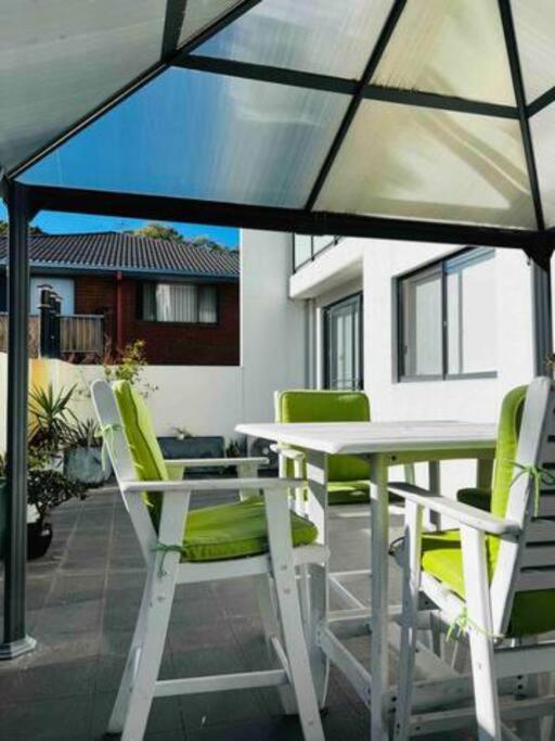 2bedrooms 2bathrooms Oasis In Parramatta W Parking Apartment