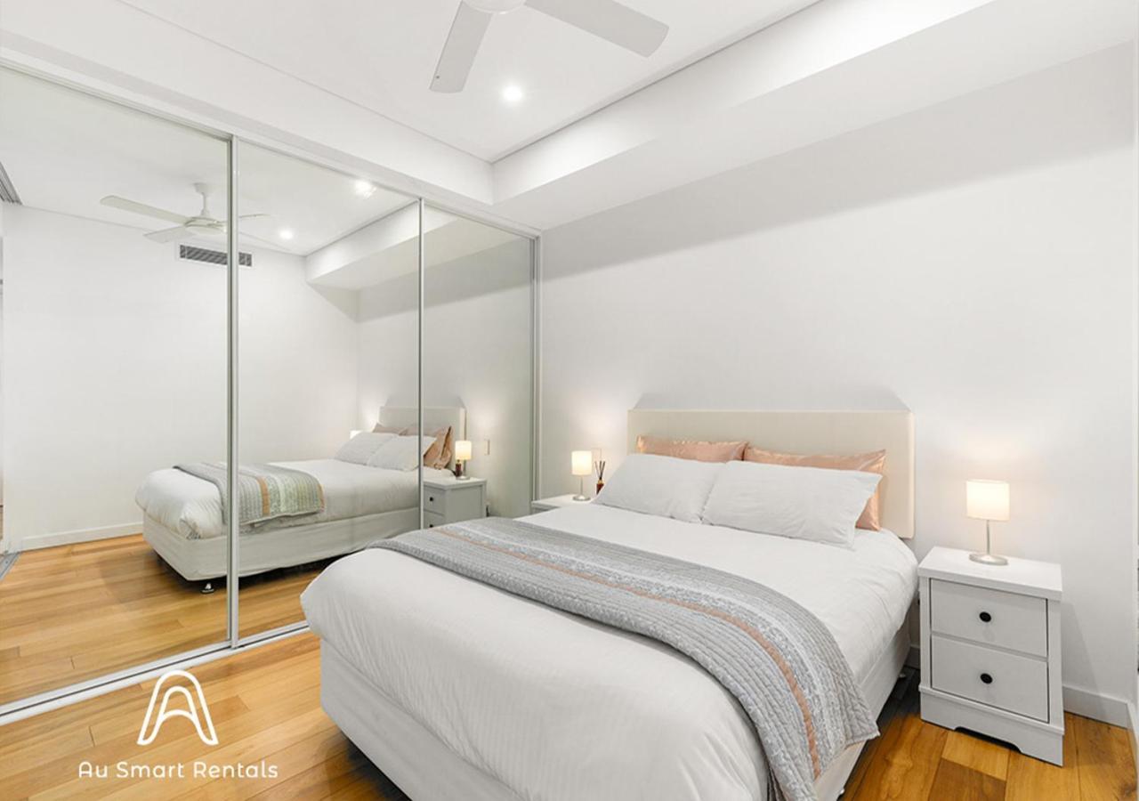 Stylish 1 Bedroom With Balcony And Air-con * Sydney