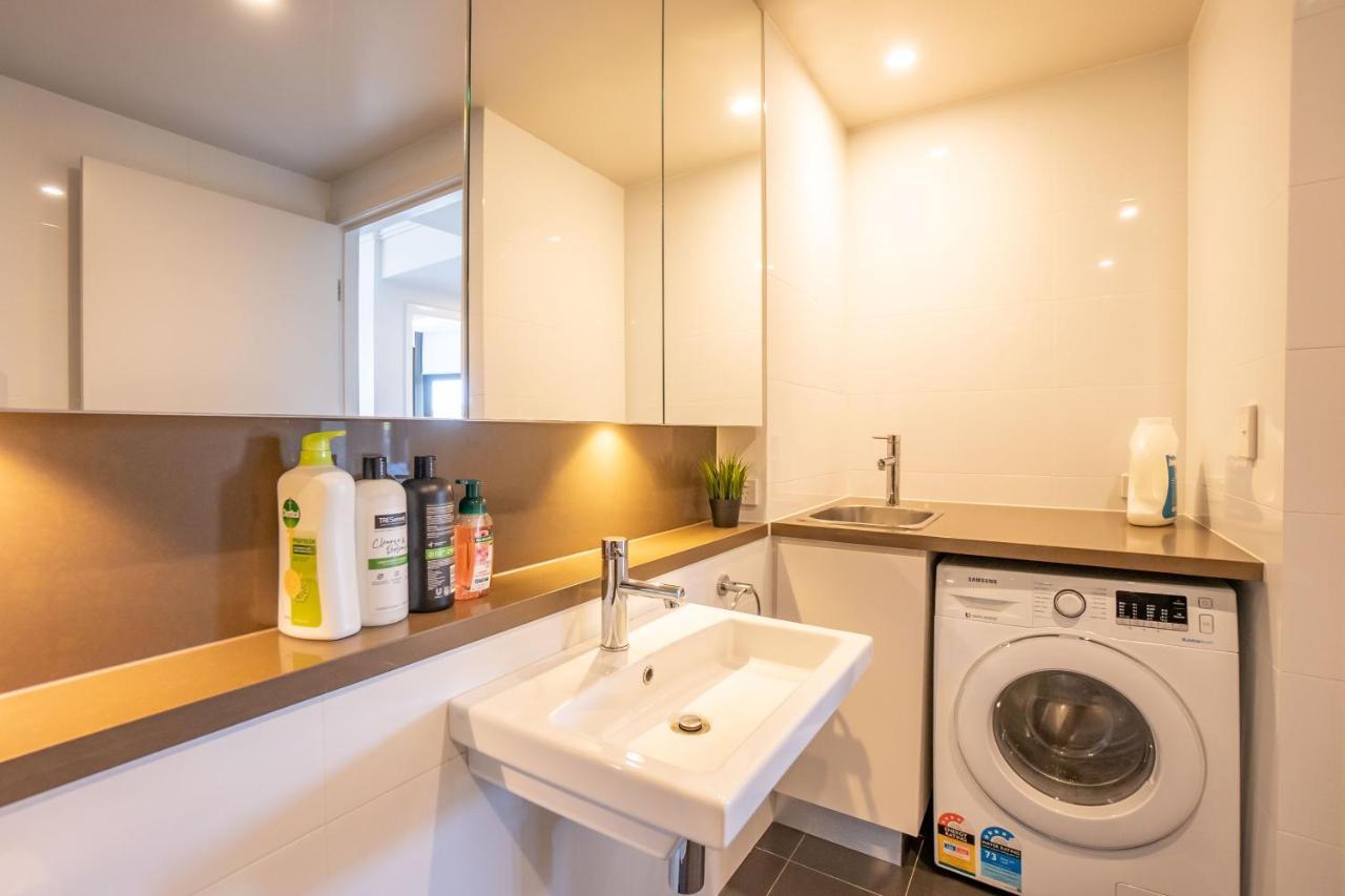 Olympic Park 2 Bedrooms Charm Family Friend Free Parking Apartment Sydney