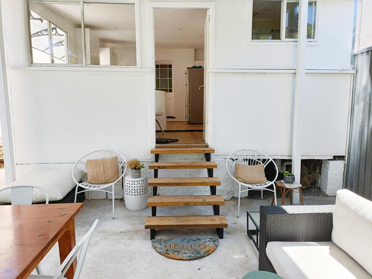 Beautiful Queen 1min Walk To Station With 60inch Tv