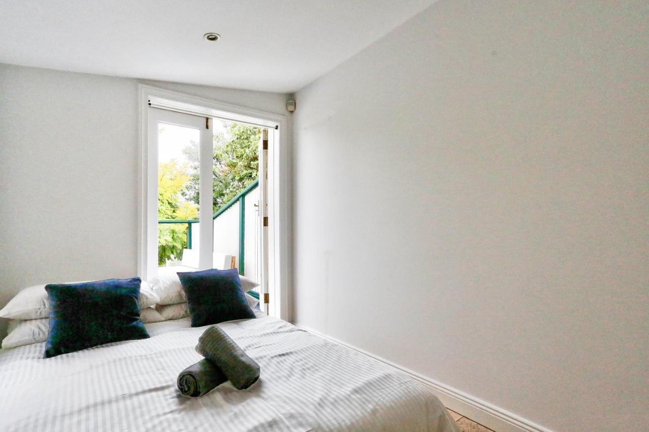3 Bedroom Darling Harbour - Darghan St 2 2 E-bikes Included Sydney