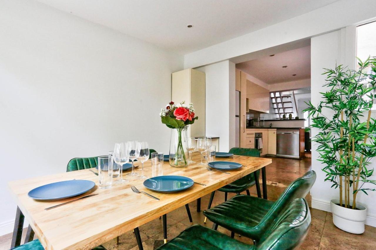 3 Bedroom Darling Harbour - Darghan St 2 2 E-bikes Included Holiday home