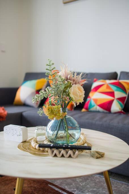 Apartment Sky-city 3 Min To Train & Shopping& Everything Sydney