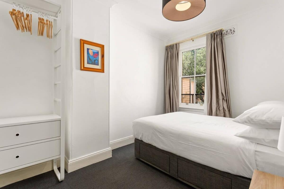 Holiday home Traditional 2-bed Terrace House In Millers Point Sydney