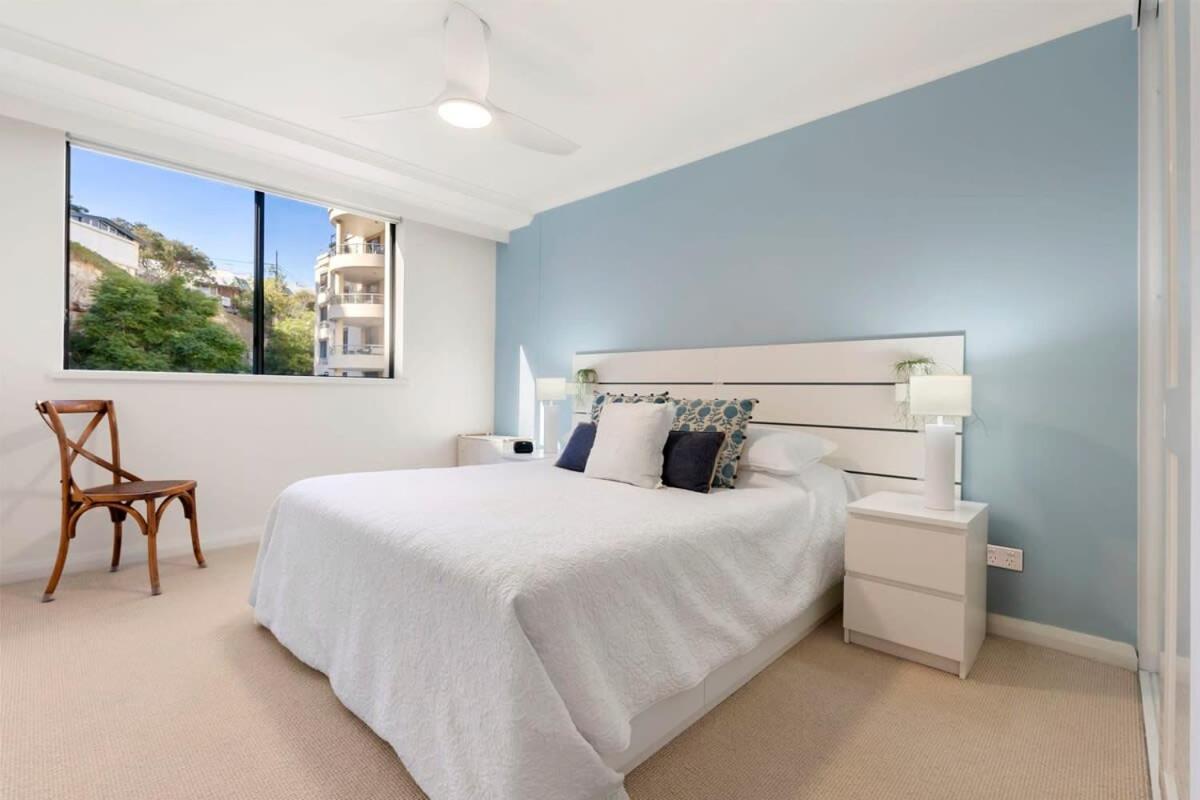 Walking Distance To Darling Harbour *