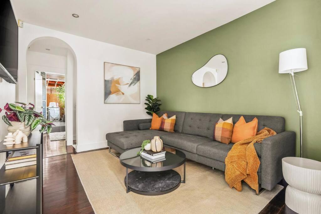 Apartment Rare 3bd Terrace - Mins Walk To Cbd Sydney