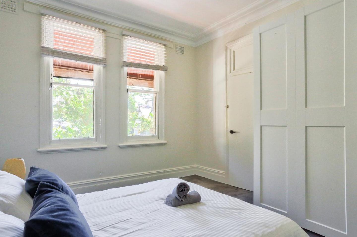 Unique 2 Bedroom Darling Harbour Glebe 2 E-bikes Included Holiday home