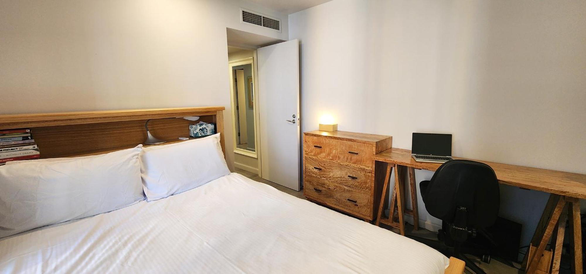 Apartment Contemporary Harbourside