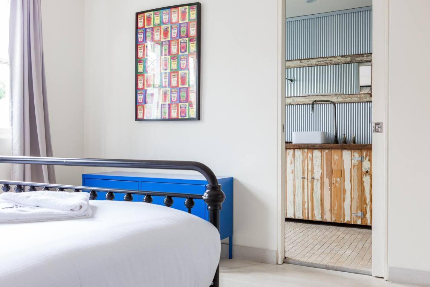 Urban Flair - Surry Hills Terrace Serenity Holiday home *