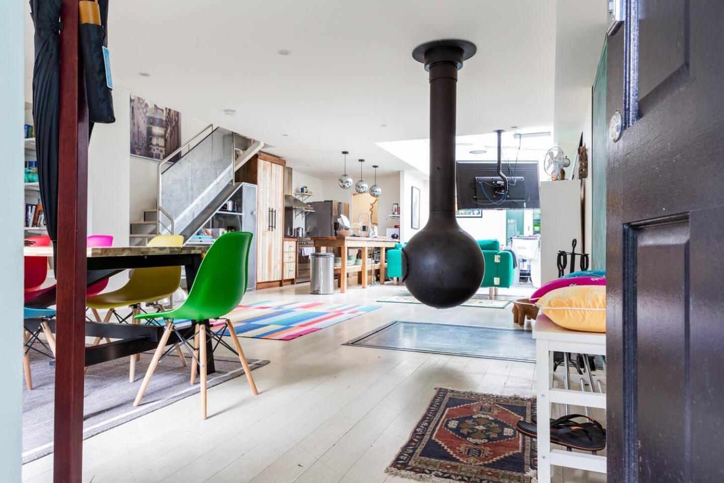 Urban Flair - Surry Hills Terrace Serenity