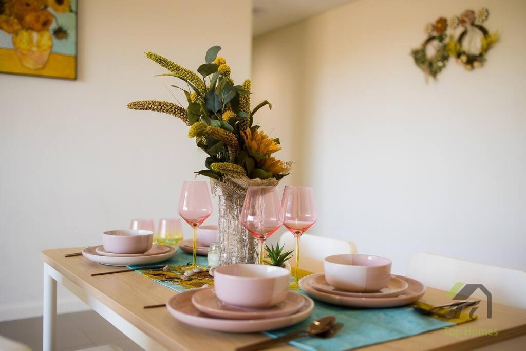 Apartment Gogh's In Parramatta *