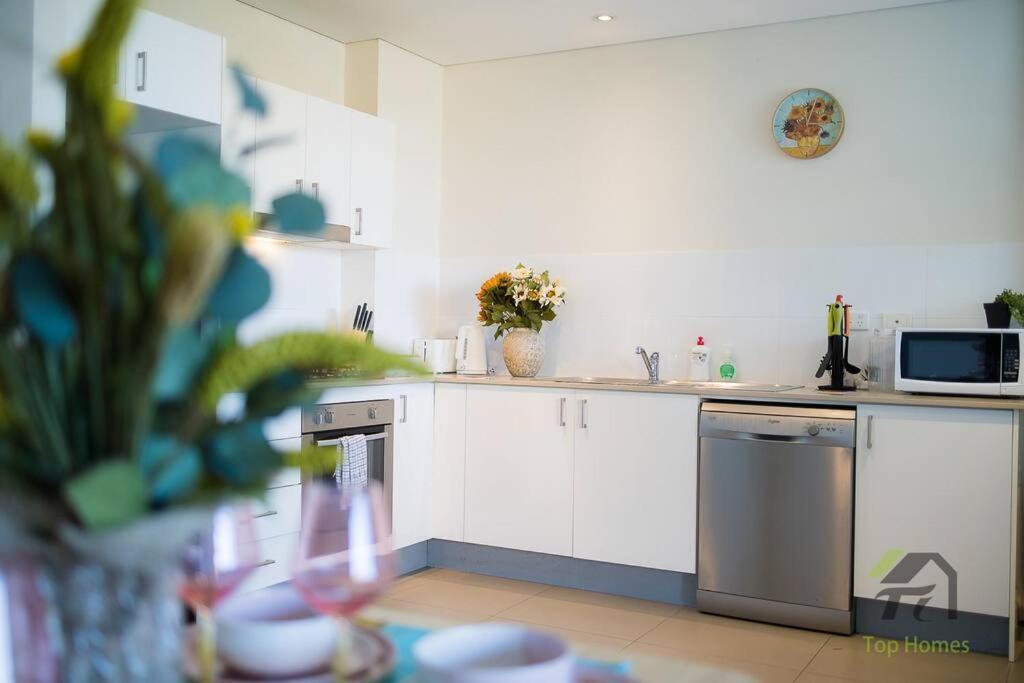 Apartment Gogh's In Parramatta