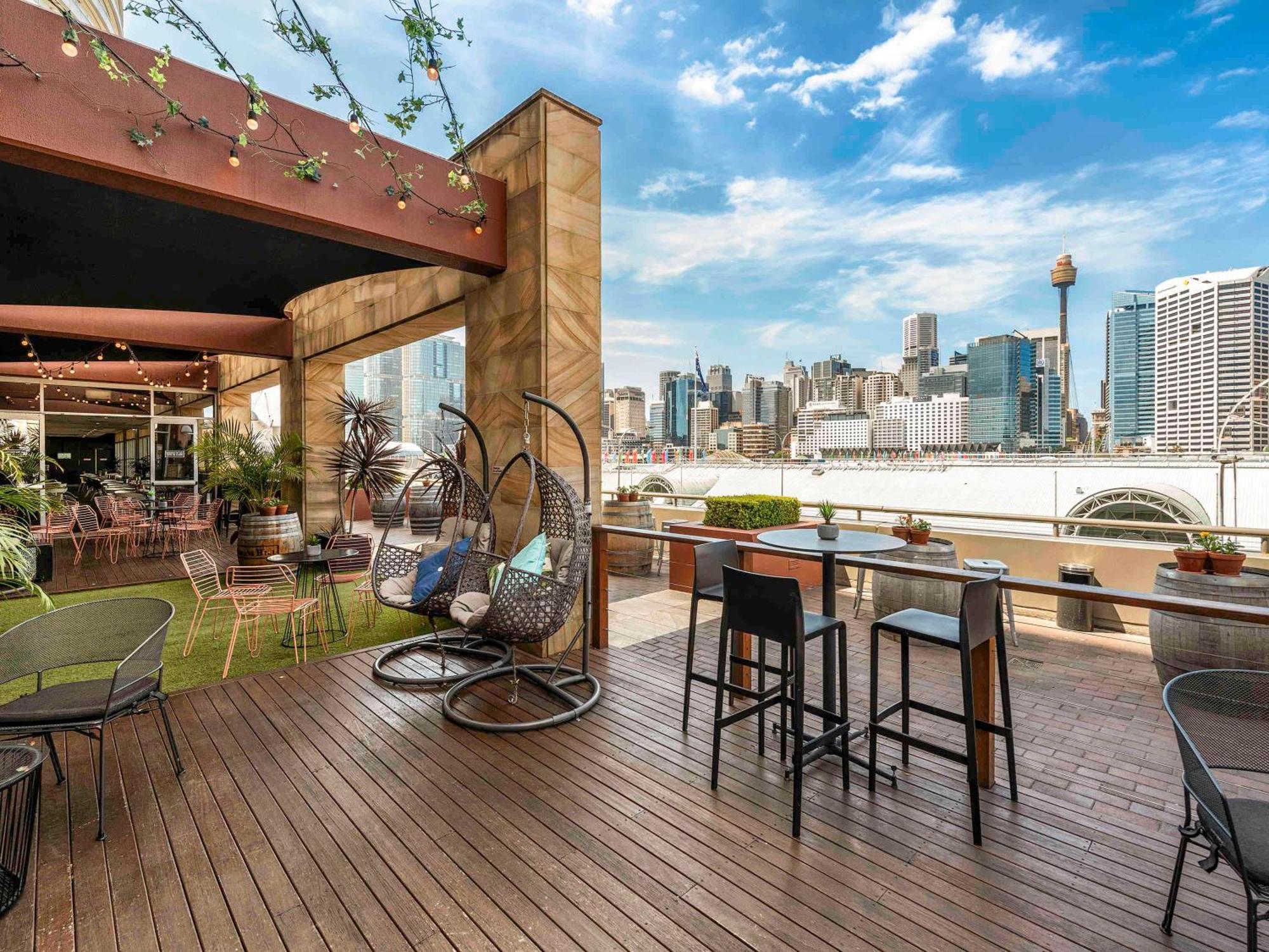 Ibis Darling Harbour Hotel 3*