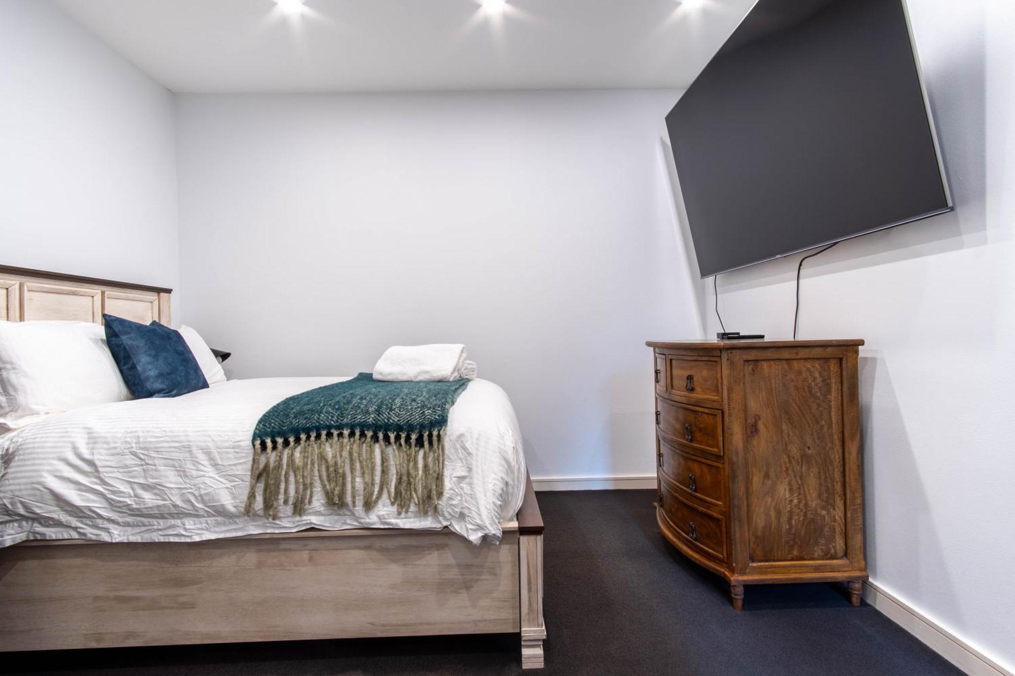 Apartment Eggies Nest - *