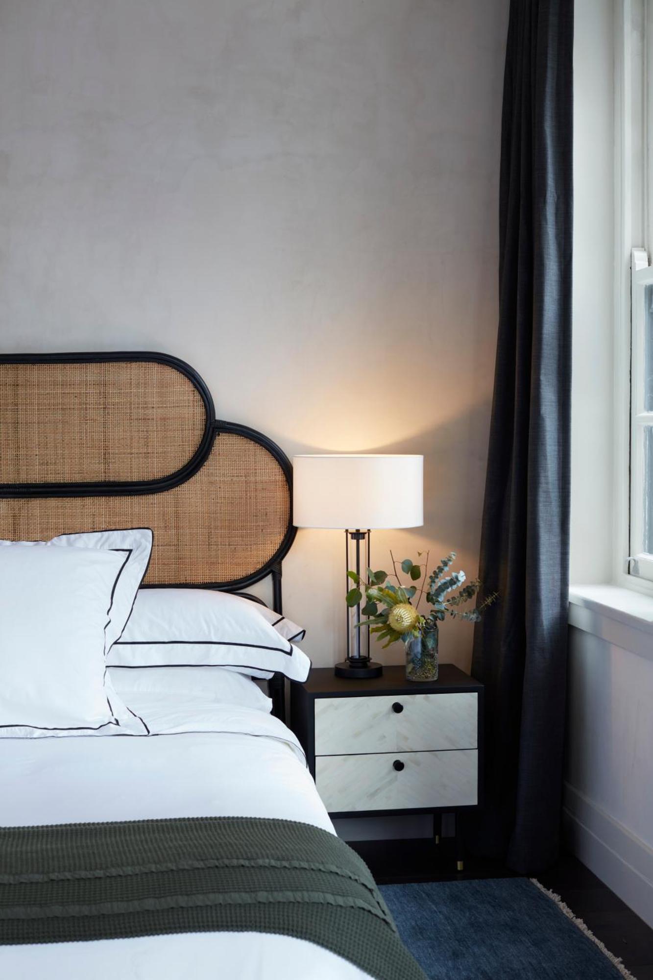 Hotel The *