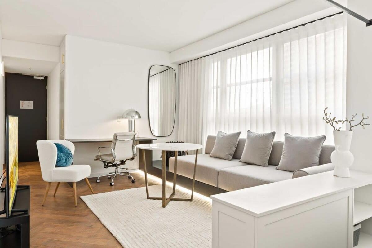Centre By Hyde Park * Sydney