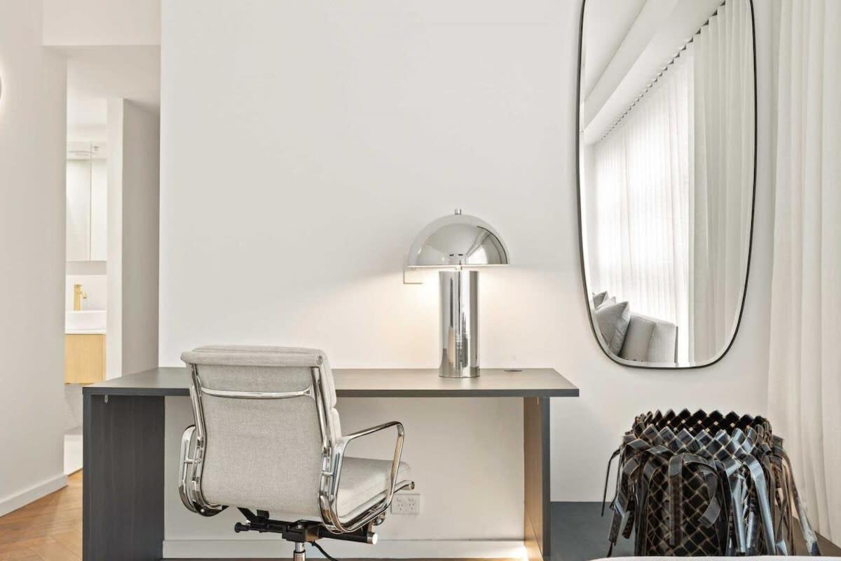 Centre By Hyde Park Apartment