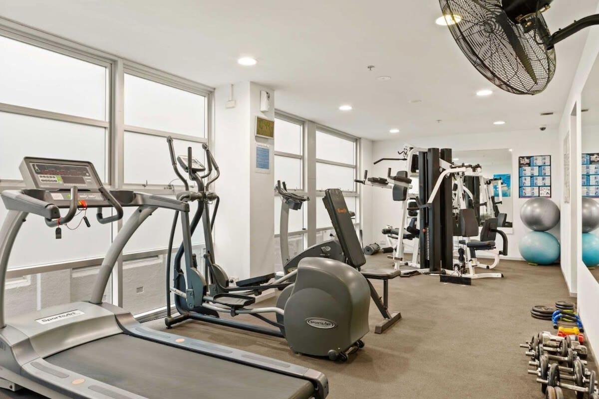 Apartment Centre By Hyde Park *