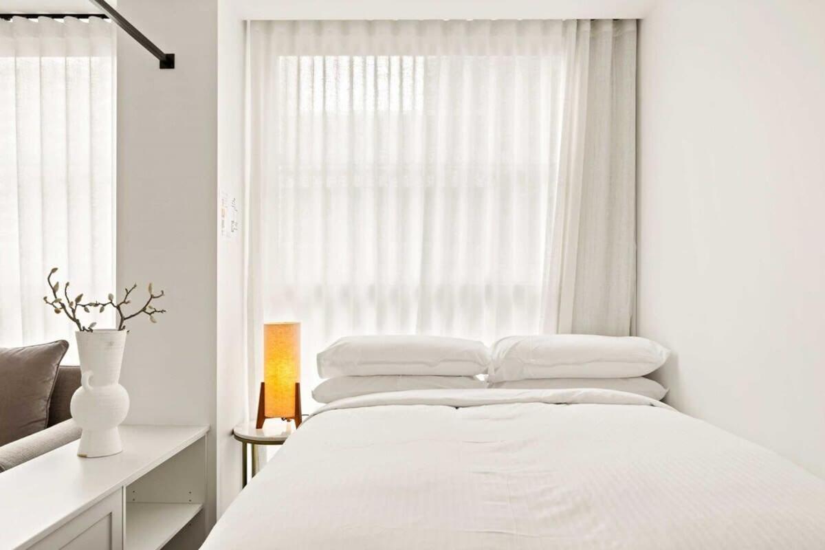 Centre By Hyde Park *