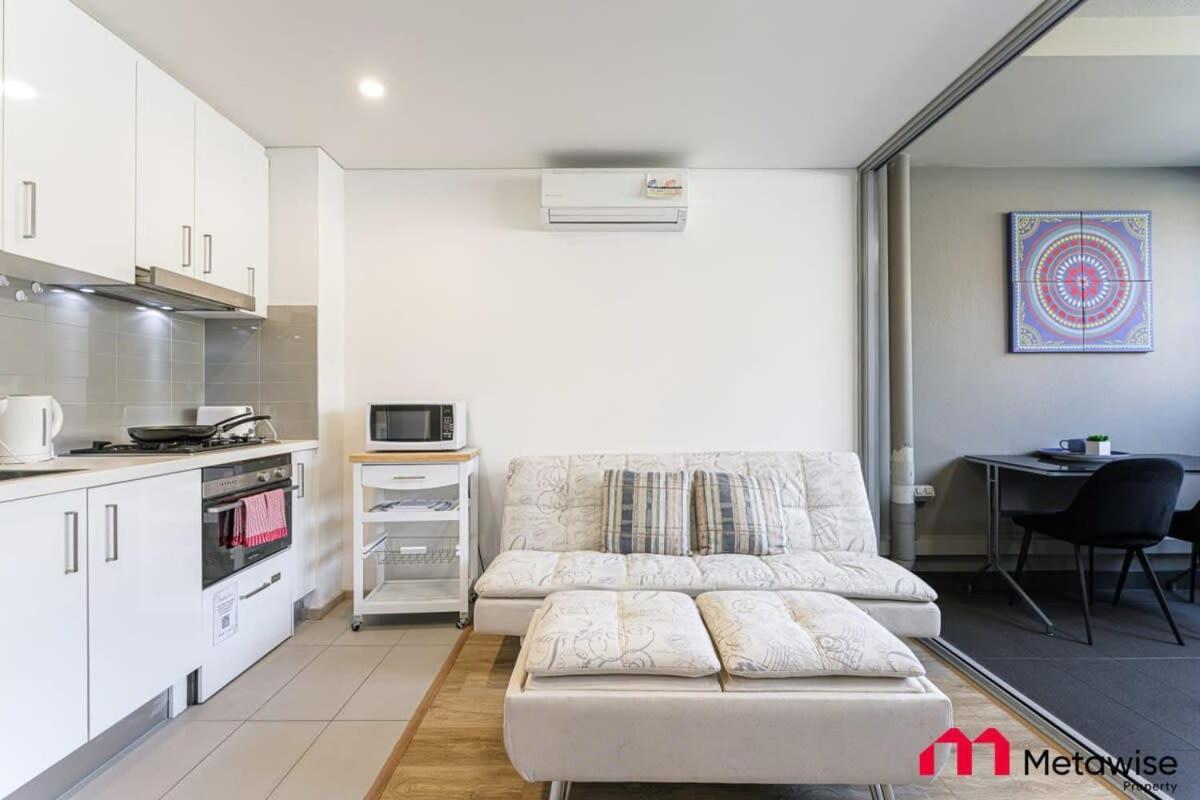 Apartment Metawise Burwood Westfield Cozy 2 Bed Free Parking Vt110 *