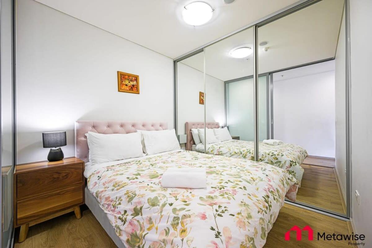 Apartment Metawise Burwood Westfield Cozy 2 Bed Free Parking Vt110 *