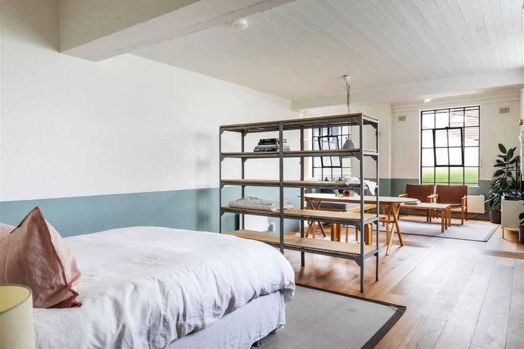 Spacious Darlinghurst Sydney