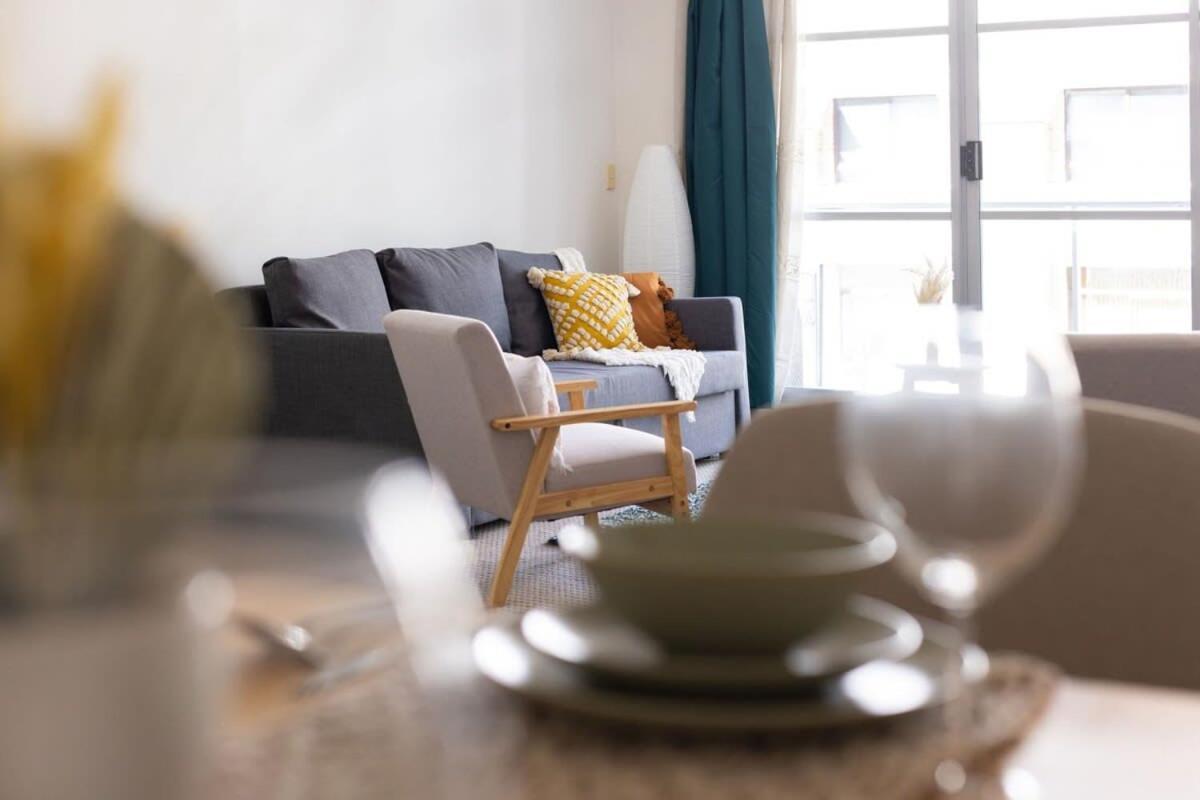 Apartment A Plush & Comfy Right Next To Darling Harbour *