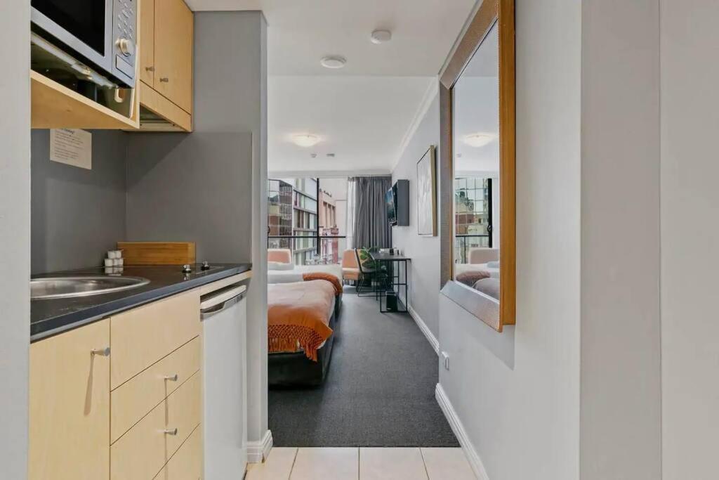Kozyguru Cbd Convenient Nha653-511 * Sydney