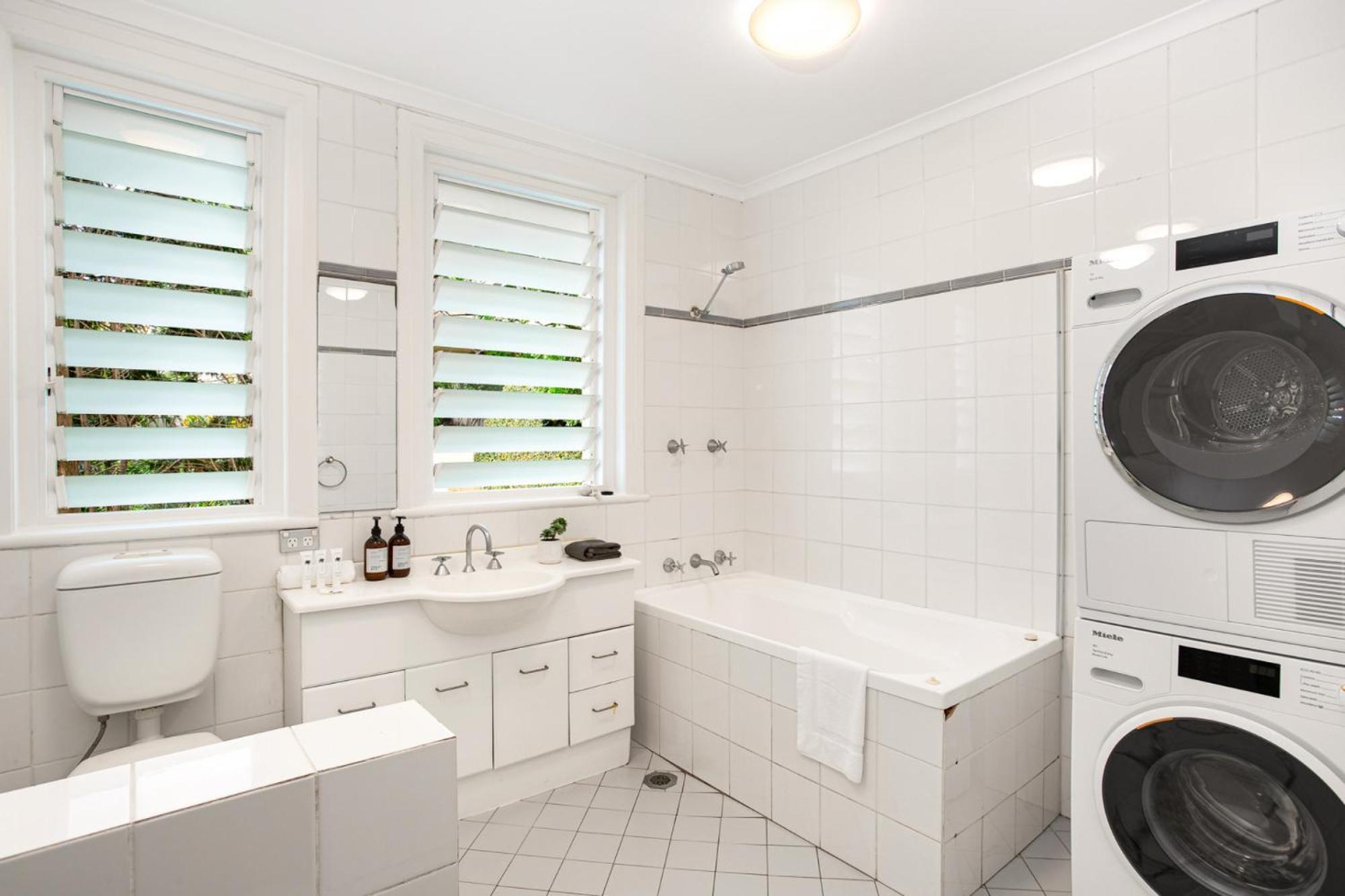 Stunning Ocean Front Manly, Shelly Beach * Sydney