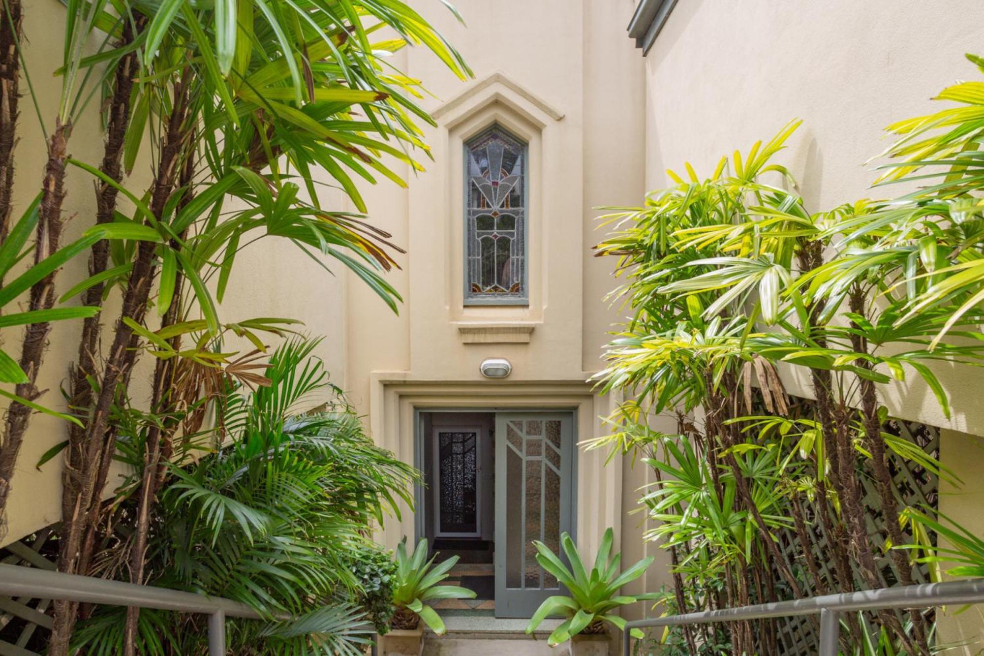 Apartment Stunning Ocean Front Manly, Shelly Beach