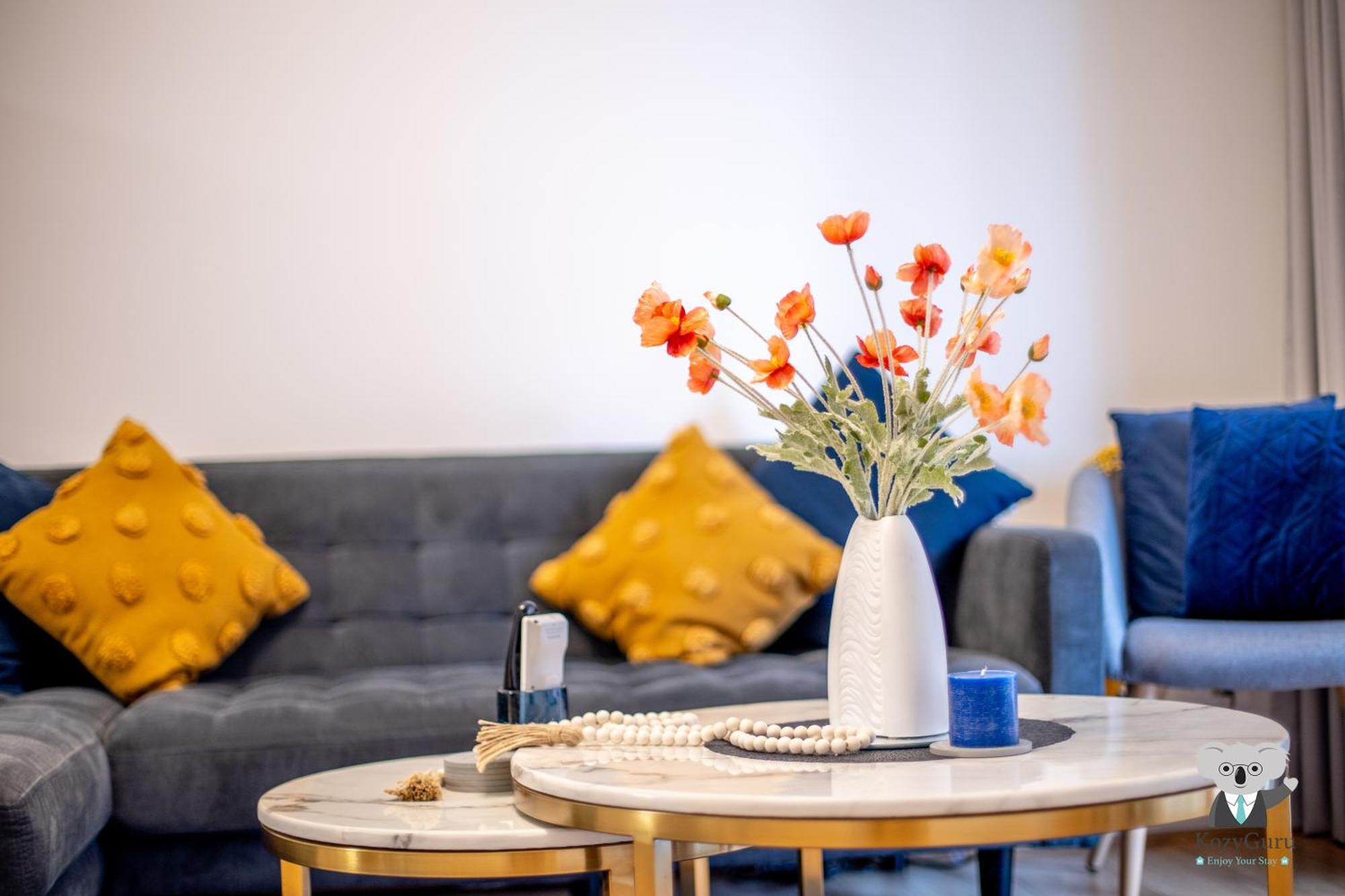 Apartment Kozyguru Parramatta 3 Beds Apt Npa033 *
