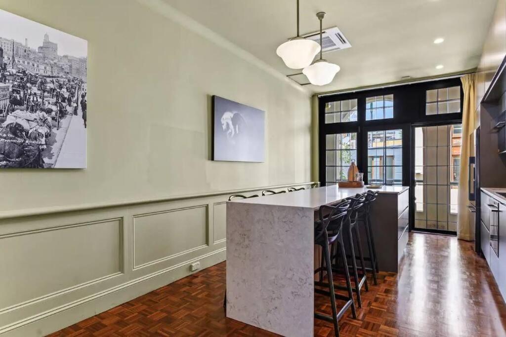 Apartment A Luxury Space With Playstation In Darling Harbour *