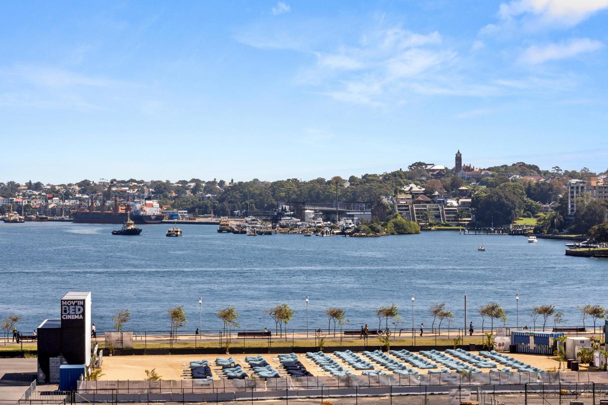 Family Friendly 2br W/seaview Balcony *