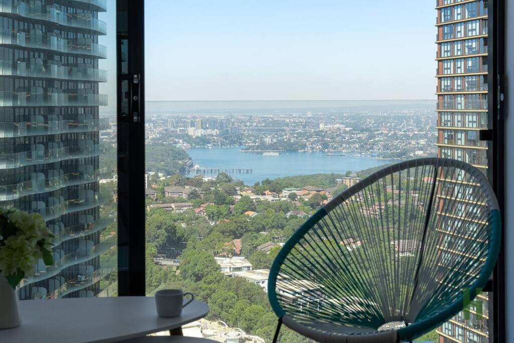 St Leonards 2b2b With Skyview Apartment Sydney